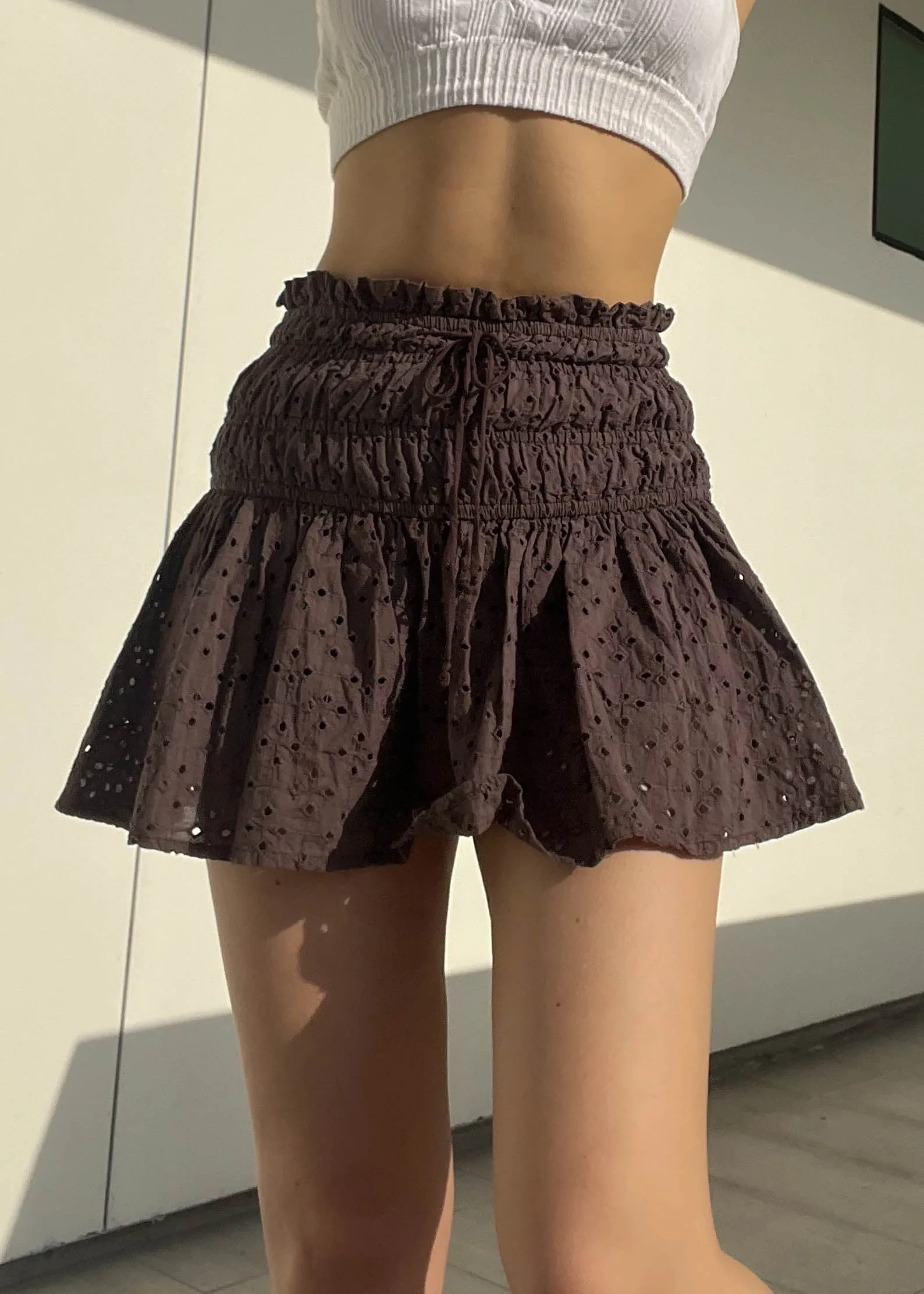 2000’s Brown Eyelet Scrunch Mini Skirt (S)