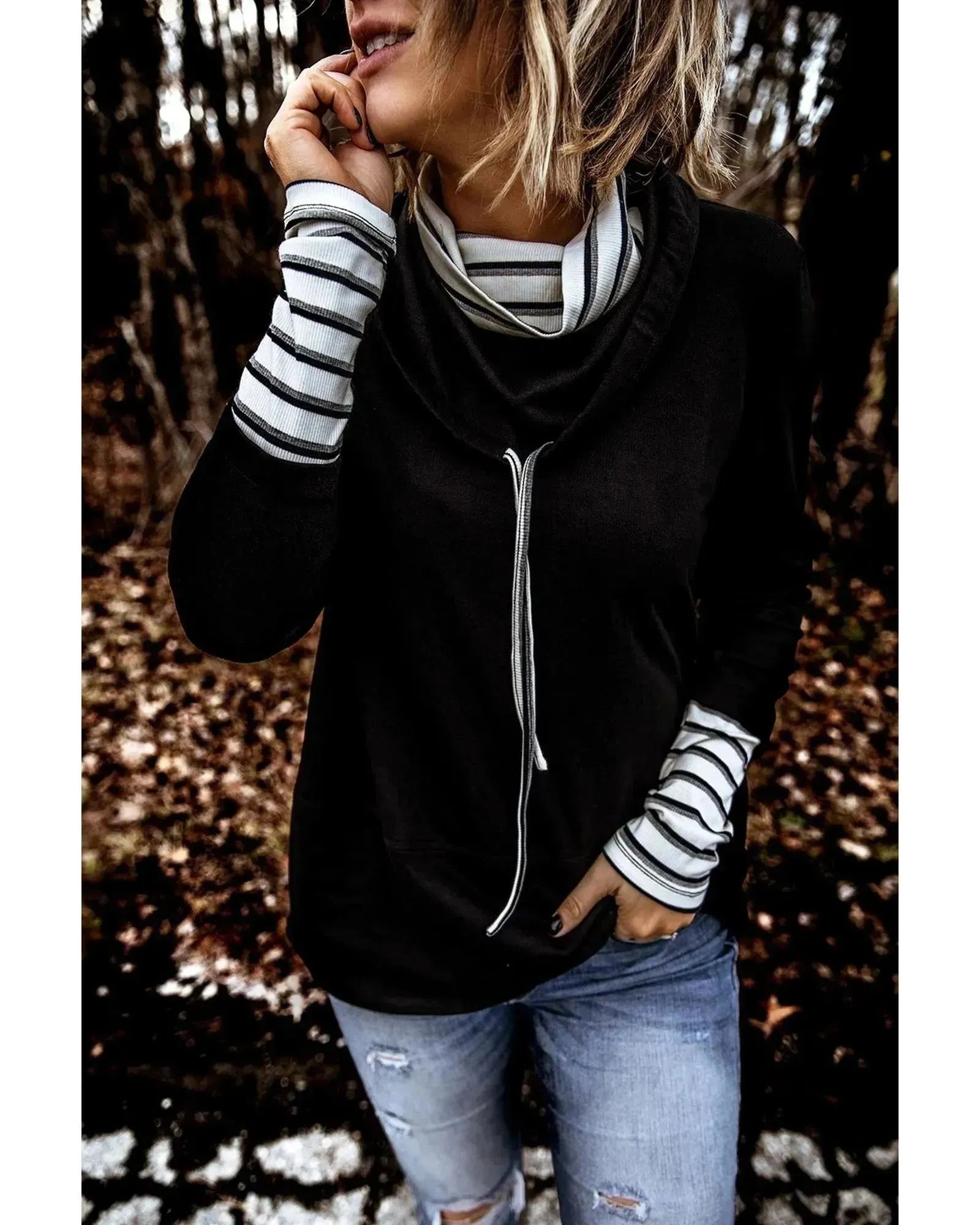 Azura Exchange High Neck Striped Sweatshirt - M