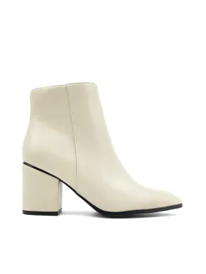 Vilma Pointed Toe Bone Bootie